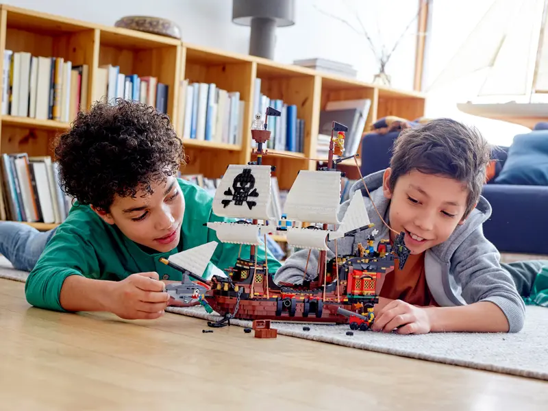 LEGO®31109 Statek piracki - obrazek 3